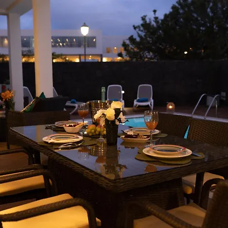 Mamma Mia In Playa Blanca& Pool Private Hea Villa *