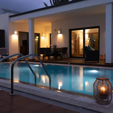 Mamma Mia In Playa Blanca& Pool Private Hea Villa