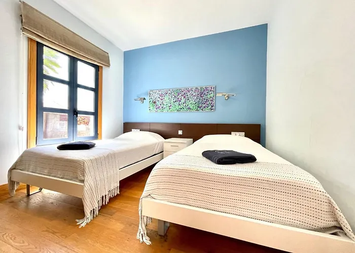 Mamma Mia Sleeps 6 With Pool Villa