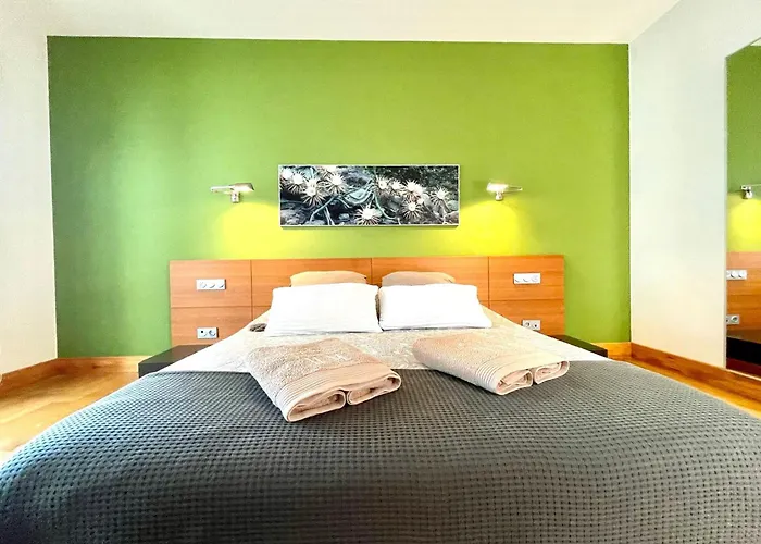 Vila Mamma Mia Sleeps 6 With Pool *