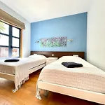 Mamma Mia Sleeps 6 With Pool 빌라