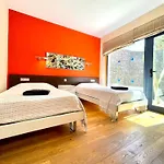 Mamma Mia Sleeps 6 With Pool 빌라 *