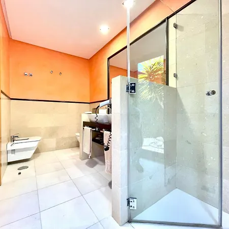 Mamma Mia Sleeps 6 With Pool