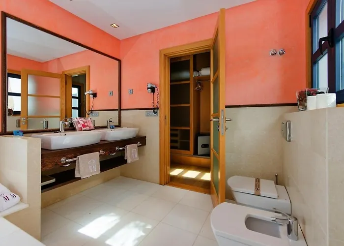 ヴィラ Mamma Mia Sleeps 6 With Pool