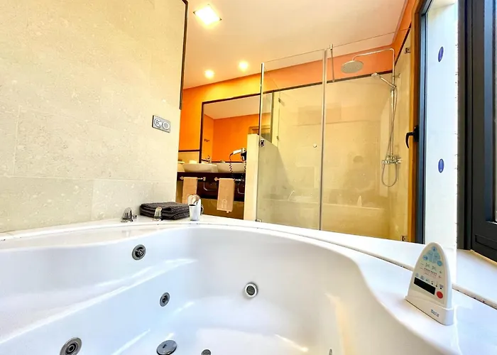 Mamma Mia Sleeps 6 With Pool Вилла Коста Бланка